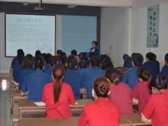 公司輪班長(zhǎng)學(xué)習(xí)歸來談感受 班組培訓(xùn)得到深化
